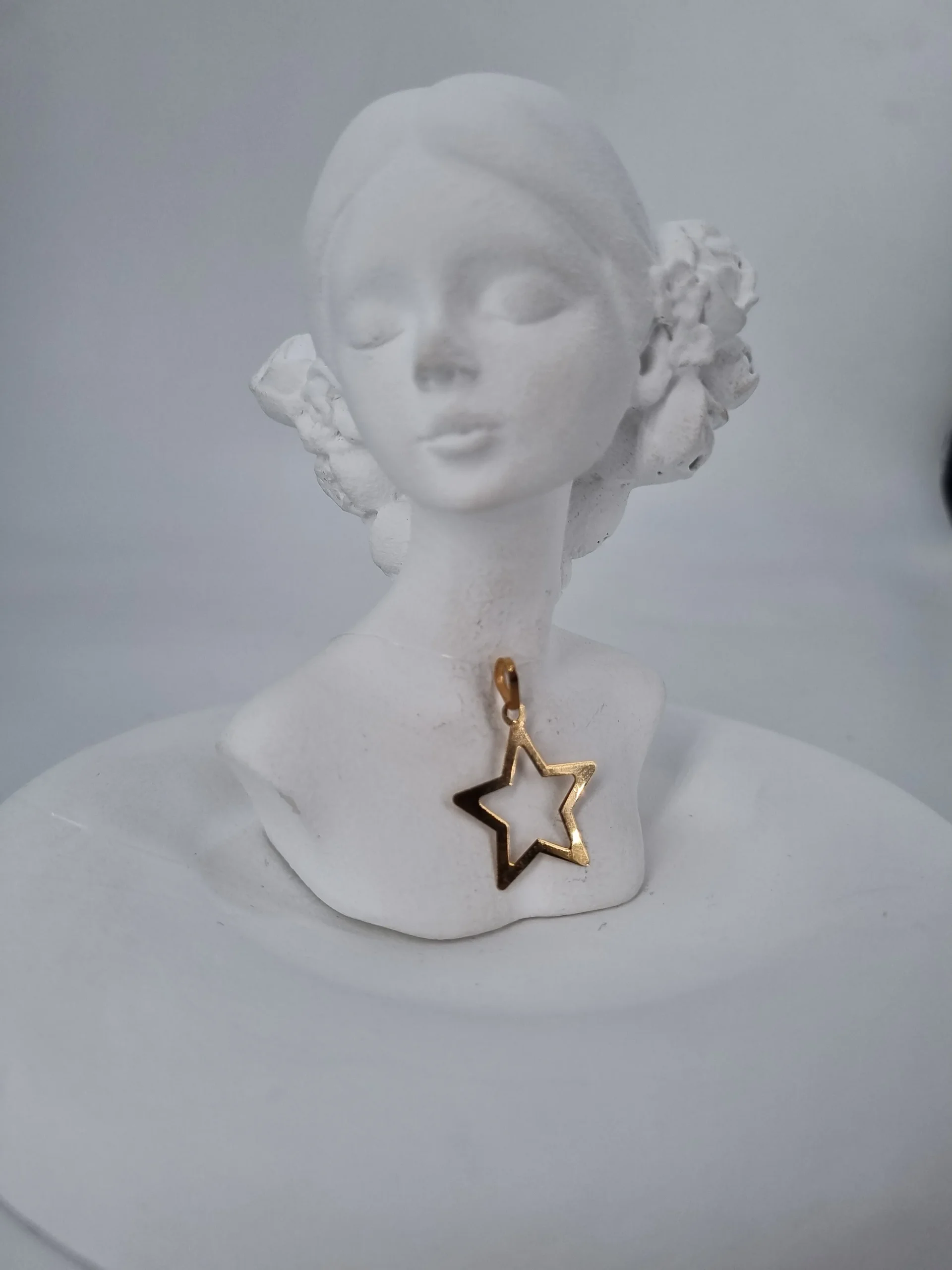 آویز طلای ستاره تو خالی