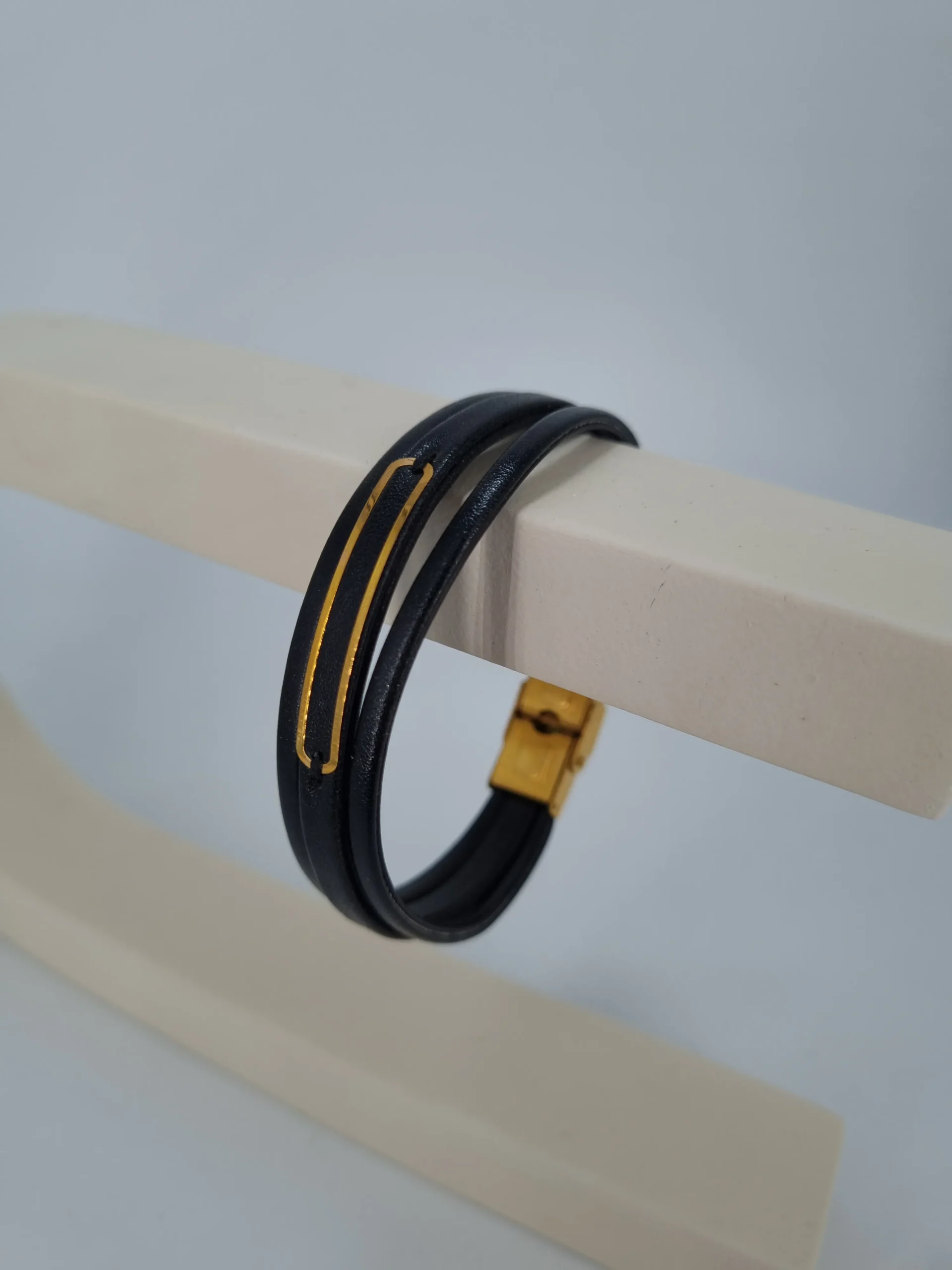 دستبند طلای مستطیل مینیمال