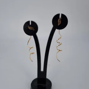 گوشواره طلای پیچ برگ